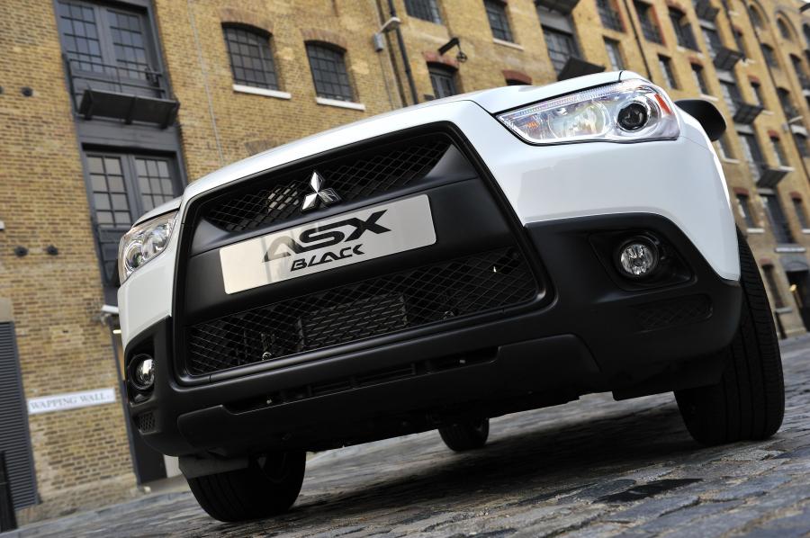  Mitsubishi ASX Black 2011 года  (UK) (фото 47 из 109)